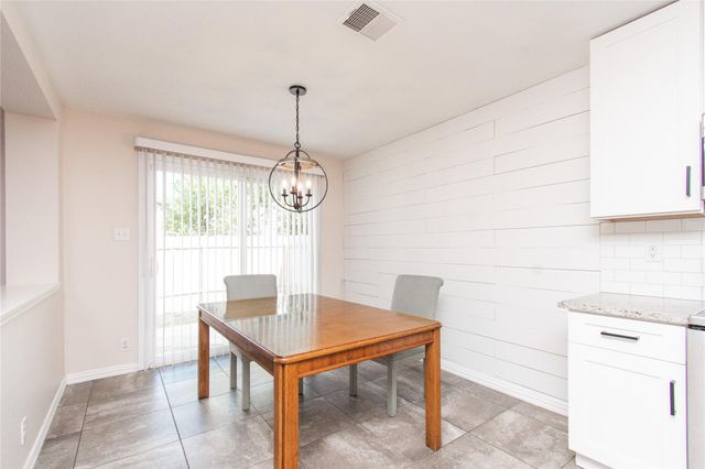 283 Cordero DR, San Marcos, TX 78666