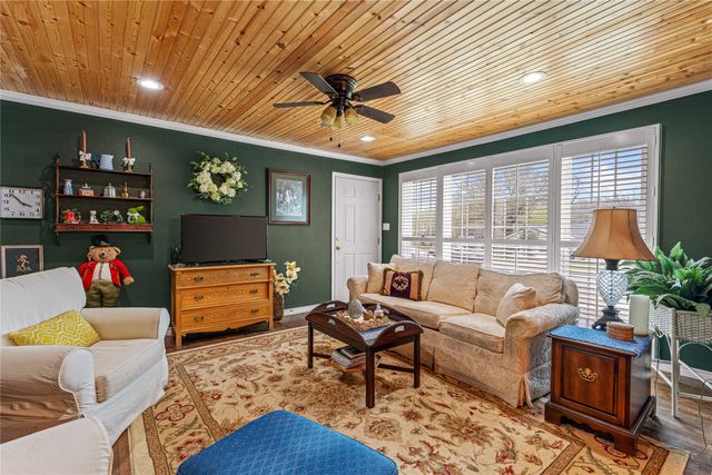 4110 Watt Avenue, Waco, TX 76710