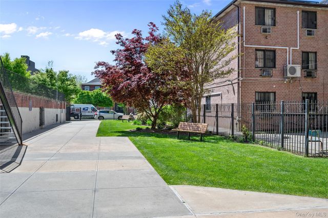 14350 Hoover Avenue 505, Briarwood, NY 11435