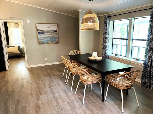 184 Beachwood Drive, Mabank, TX 75156