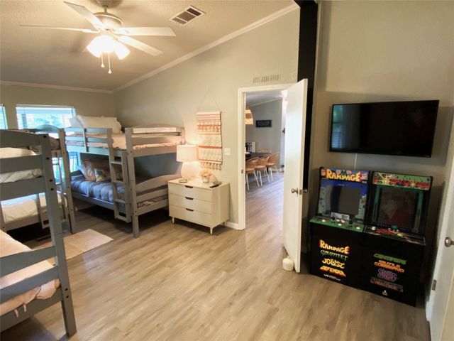 184 Beachwood Drive, Mabank, TX 75156