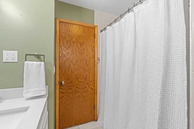 8730 Portland Avenue S, Bloomington, MN 55420
