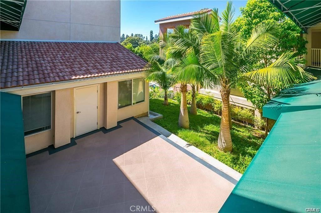 Image 32 of property listing at 918 W Garvey Avenue 313, Monterey Park, CA 91754