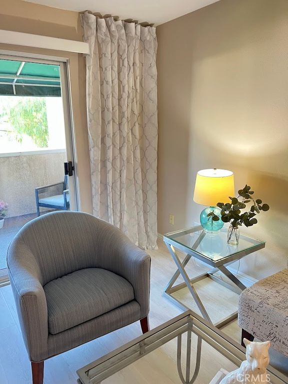 Image 7 of property listing at 918 W Garvey Avenue 313, Monterey Park, CA 91754