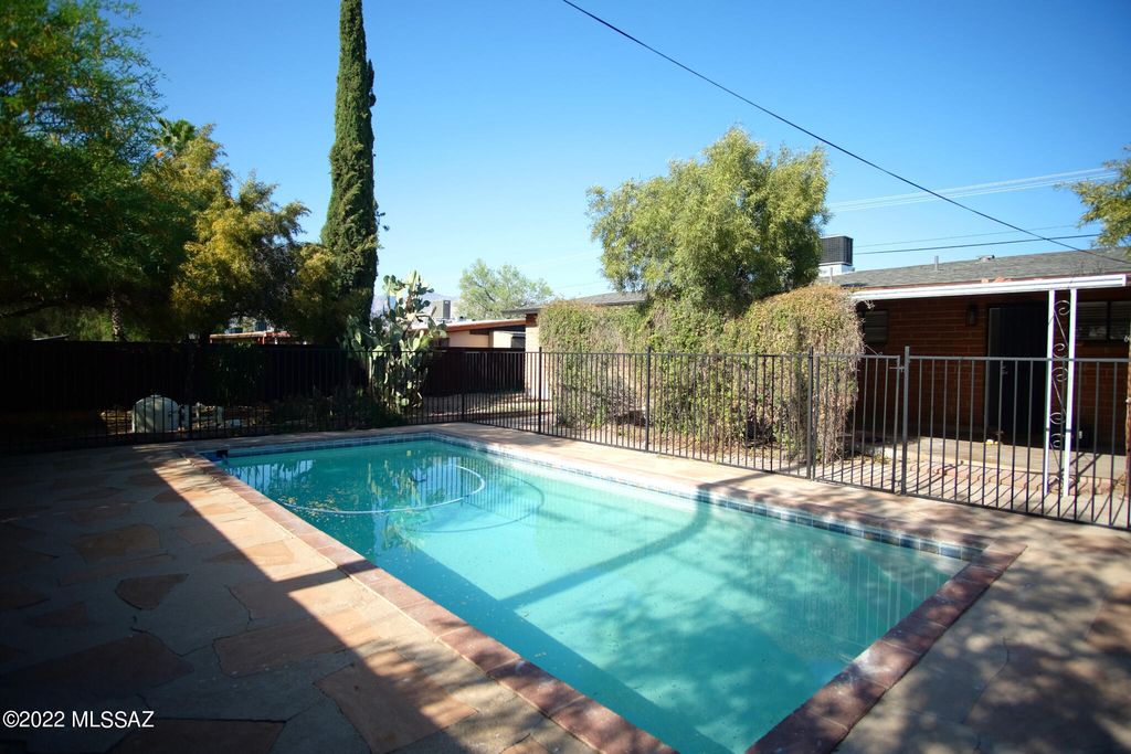 2743 N Park Avenue, Tucson, AZ 85719