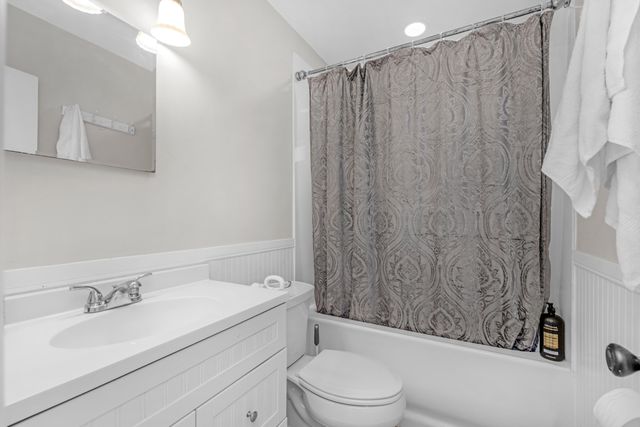 704 Burton Avenue, Fort Walton Beach, FL 32547