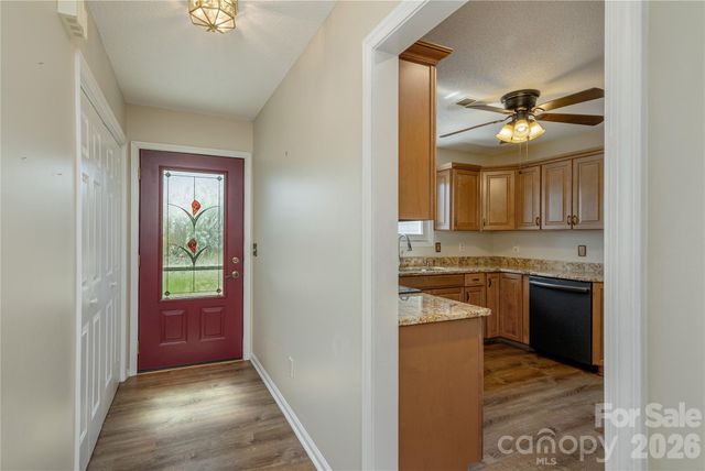 176 Derbyshire Drive, Hendersonville, NC 28792