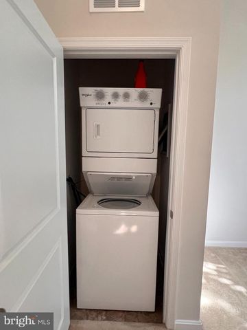 36 ANTHEM ST, Ranson, WV 25438