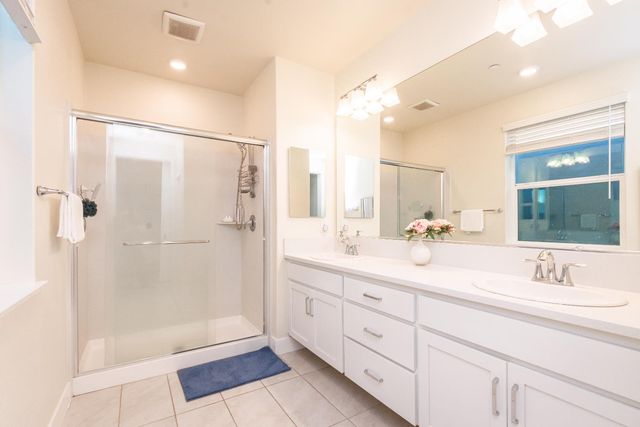 3127 Blackbird Ct, West Sacramento, CA 95691