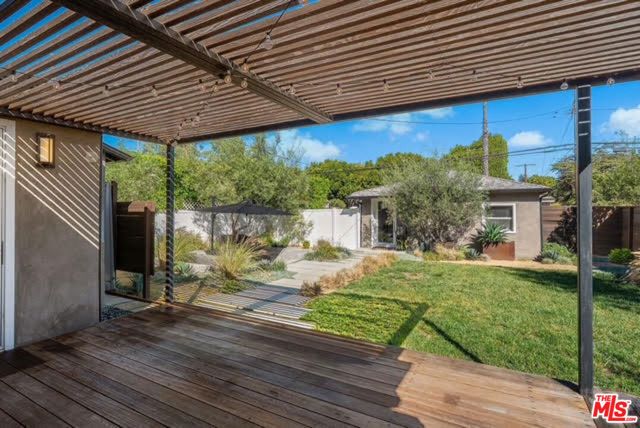 2963 Virginia Avenue, Santa Monica, CA 90404