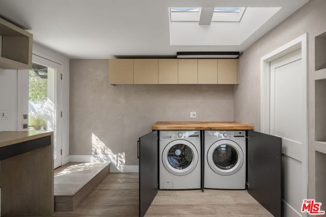 2963 Virginia Avenue, Santa Monica, CA 90404