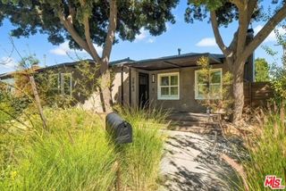 2963 Virginia Avenue, Santa Monica, CA 90404