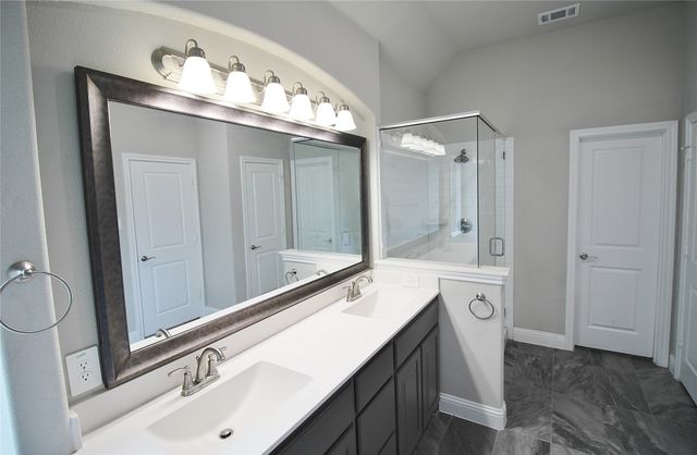 412 Abbott Lane, Waxahachie, TX 75165