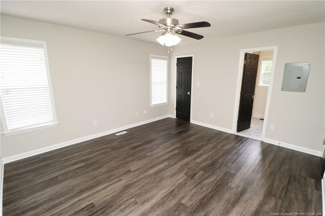 504 Noonday Court, Holly Springs, NC 27540