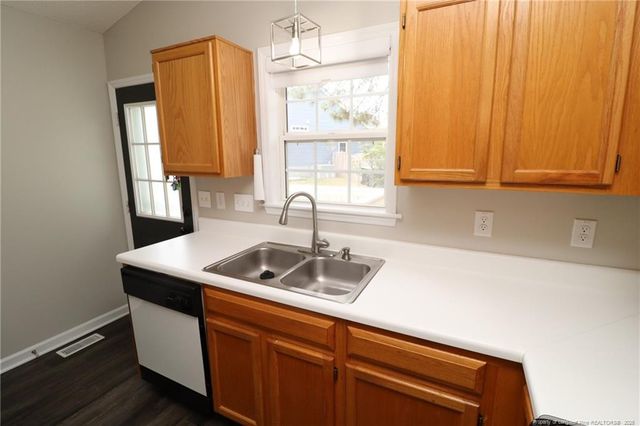 504 Noonday Court, Holly Springs, NC 27540