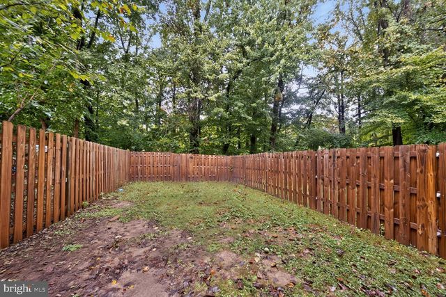 7328 GREENTREE RD, Bethesda, MD 20817