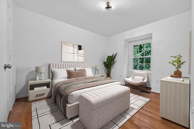 7328 GREENTREE RD, Bethesda, MD 20817