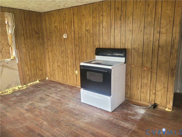 146 Culpeper Ave, Petersburg, VA 23803