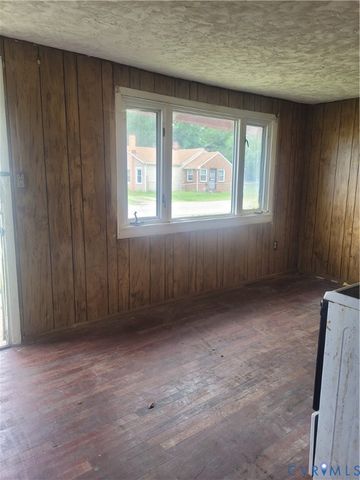 146 Culpeper Ave, Petersburg, VA 23803