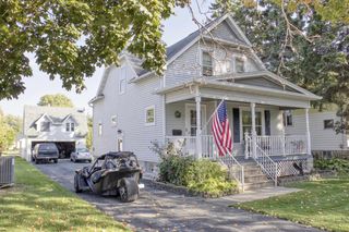 1638 JACKSON STREET, Oshkosh, WI 54901