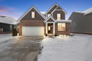 2348 Provencal Drive, Commerce Charter Township, MI 48382
