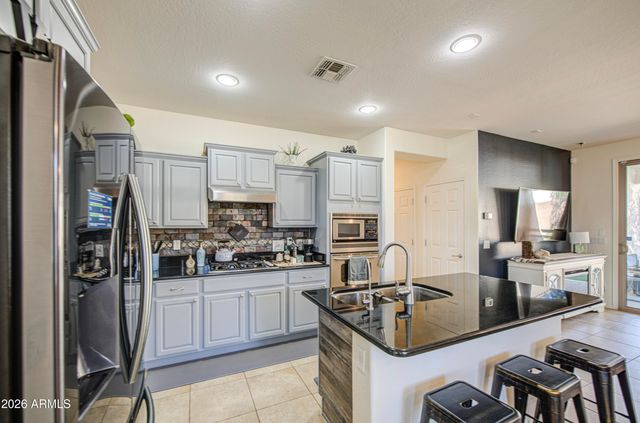 5988 W YORKTOWN Way, Florence, AZ 85132