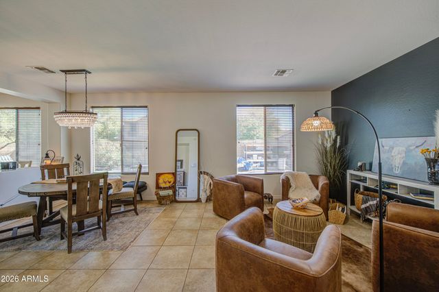 5988 W YORKTOWN Way, Florence, AZ 85132