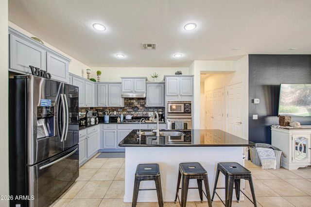 5988 W YORKTOWN Way, Florence, AZ 85132