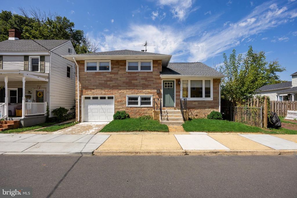 306 BORDEN ST, BORDENTOWN, NJ 08505 — exterior