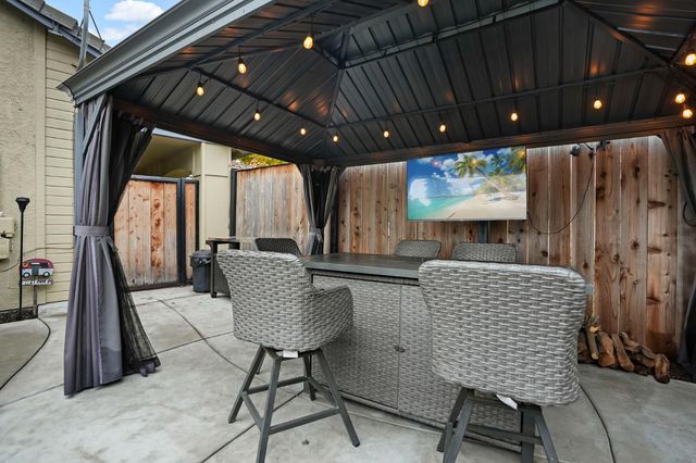 6130 Mcdevitt Dr, Riverbank, CA 95367