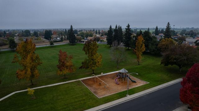 6130 Mcdevitt Dr, Riverbank, CA 95367