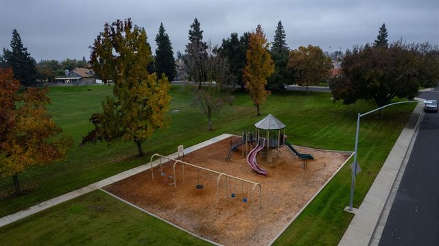 6130 Mcdevitt Dr, Riverbank, CA 95367