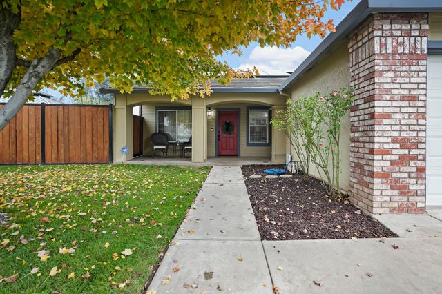 6130 Mcdevitt Dr, Riverbank, CA 95367