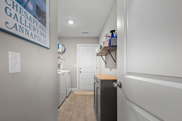 98 Pinnacle Point Ln, Tullahoma, TN 37388