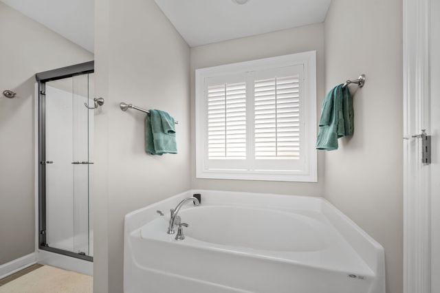 98 Pinnacle Point Ln, Tullahoma, TN 37388