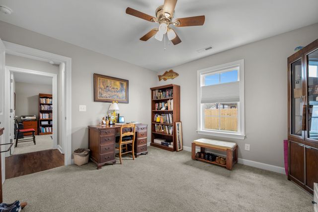 98 Pinnacle Point Ln, Tullahoma, TN 37388