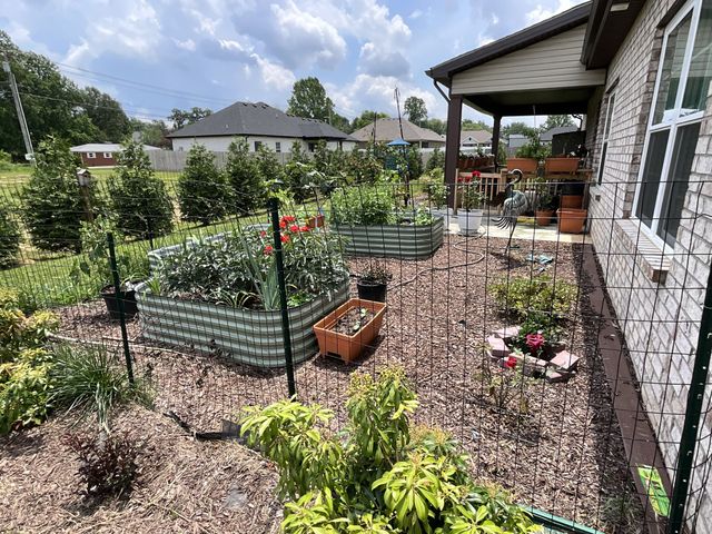 98 Pinnacle Point Ln, Tullahoma, TN 37388