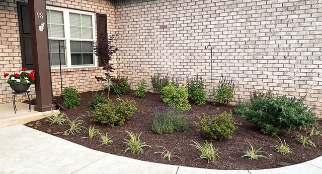 98 Pinnacle Point Ln, Tullahoma, TN 37388