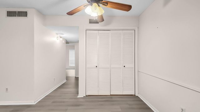 2120 El Paseo Street 1403, Houston, TX 77054