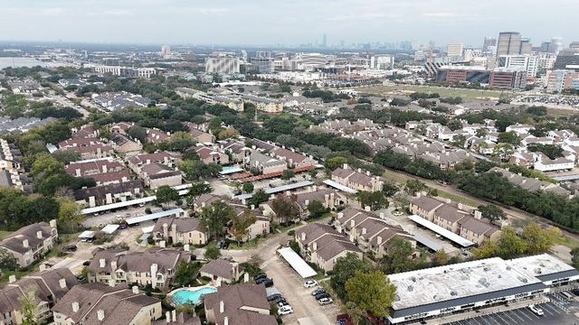 2120 El Paseo Street 1403, Houston, TX 77054