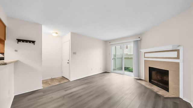 2120 El Paseo Street 1403, Houston, TX 77054