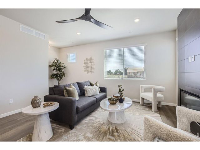 746 Pokeweed Ln, Fort Collins, CO 80524