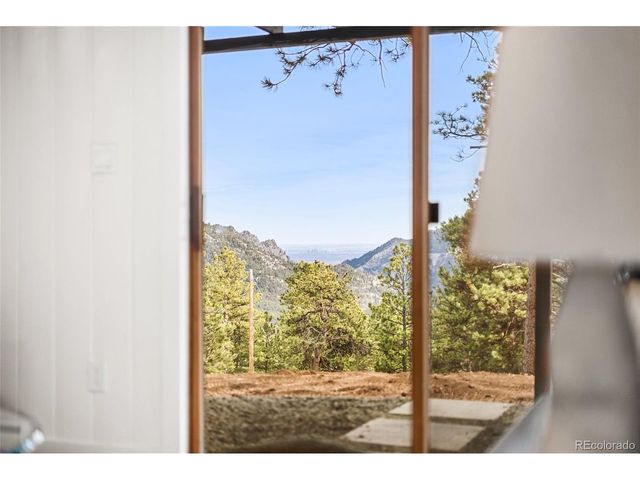 7105 Flagstaff Rd, Boulder, CO 80302