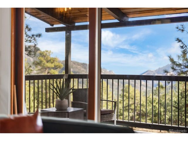 7105 Flagstaff Rd, Boulder, CO 80302