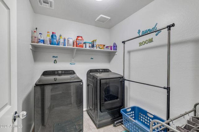 6139 W EVERGREEN Road, Glendale, AZ 85302