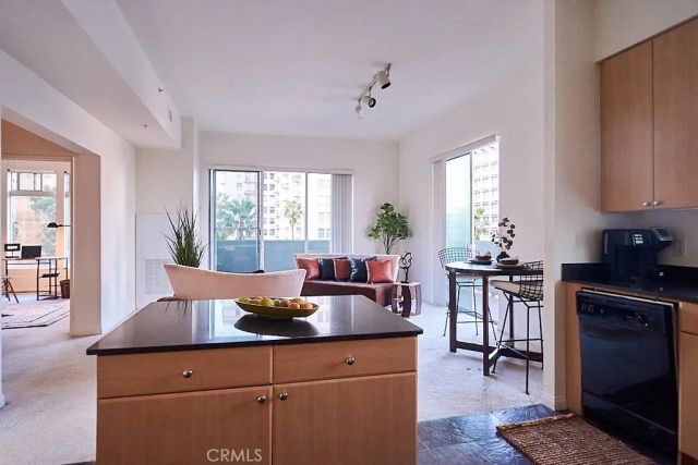 488 E Ocean 614, Long Beach, CA 90802