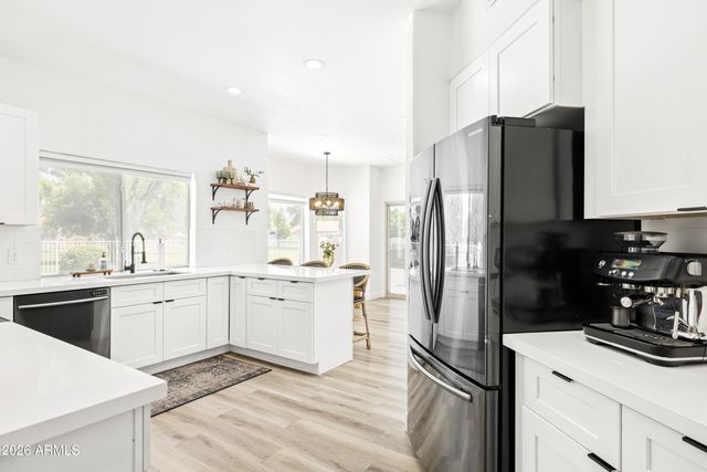 581 N CHOLLA Street, Chandler, AZ 85224