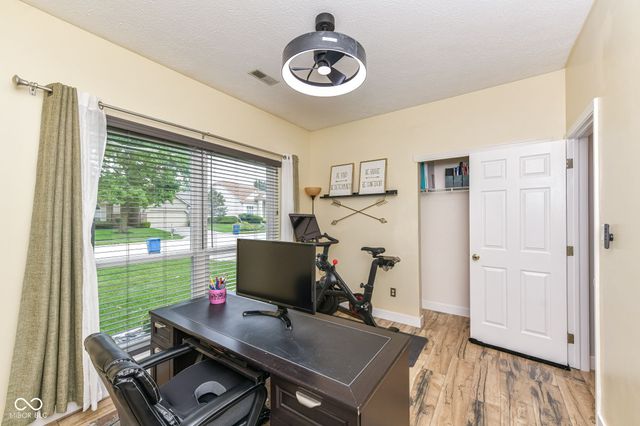 605 Beaverbrook Drive, Carmel, IN 46032