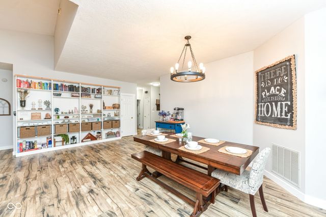 605 Beaverbrook Drive, Carmel, IN 46032