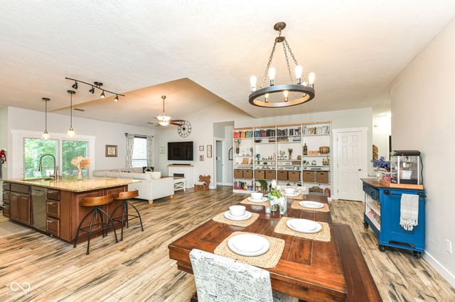 605 Beaverbrook Drive, Carmel, IN 46032
